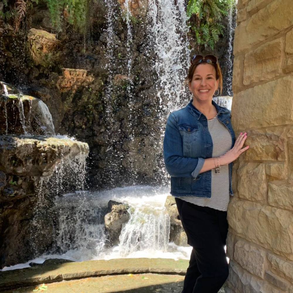 Meet your Posher, Jennifer